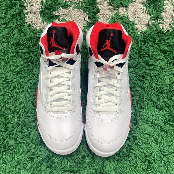 Athletic_Shoes